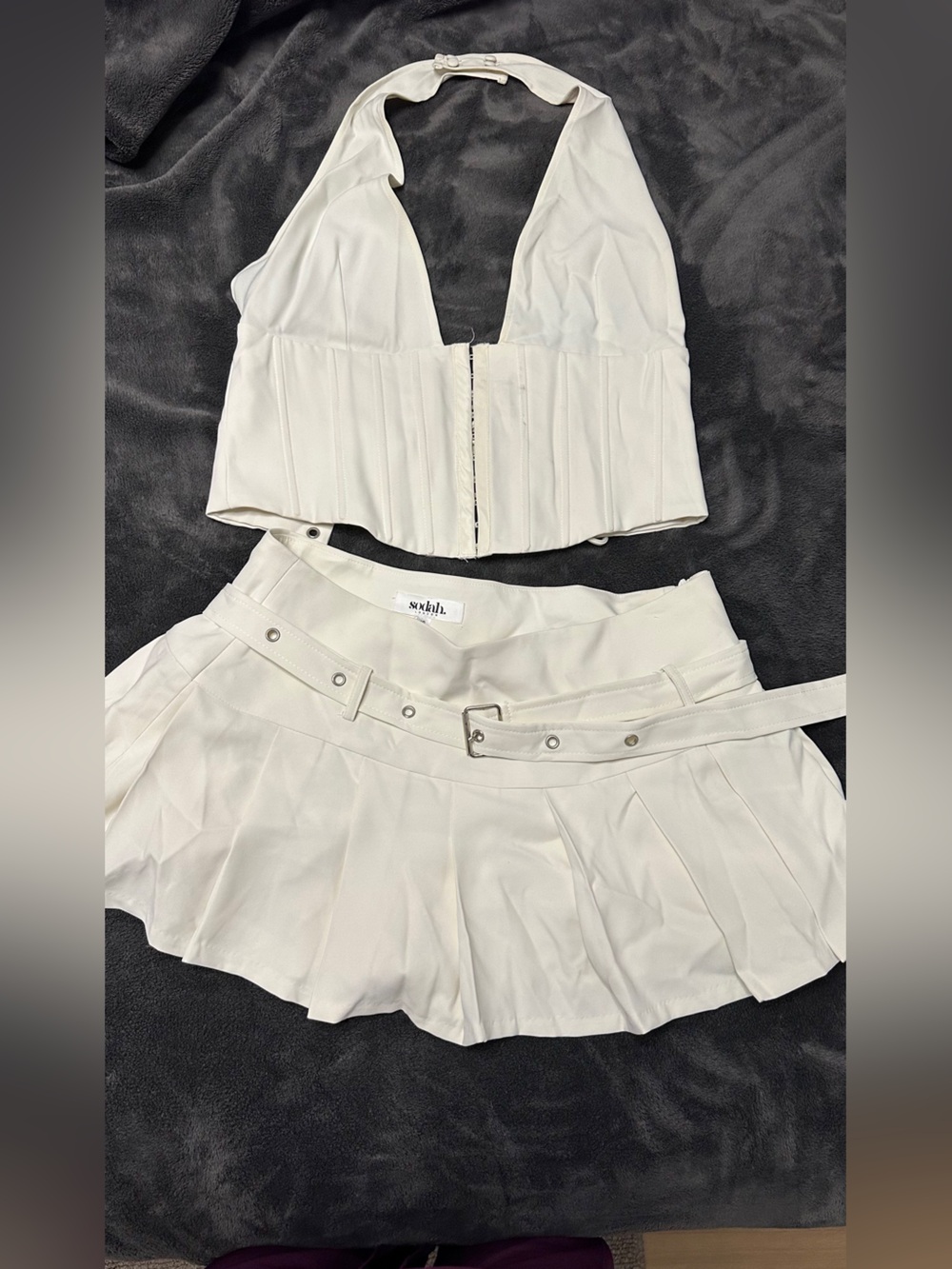 Sodah London SERENE CORSET TOP & CULTURE MINI SKIRT - CREAM - Picture 2 of 4